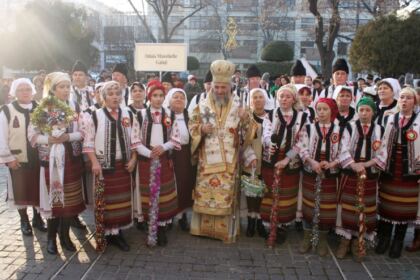 Festivalul de datini şi obiceiuri „Tudor Pamfile“ la Catedrala Arhiepiscopală din Galaţi – fotografia 87