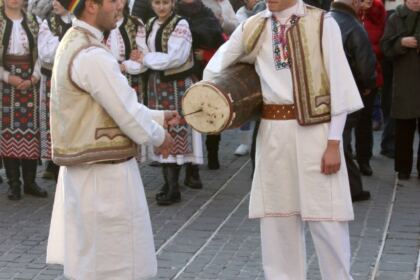 Festivalul de datini şi obiceiuri „Tudor Pamfile“ la Catedrala Arhiepiscopală din Galaţi – fotografia 90