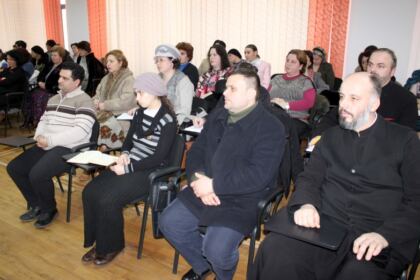 Întrunire consultativă cu privire la organizarea şi constituirea filialei Brăila a Asociaţiei „Părinţi pentru Ora de Religie“ – fotografia 4