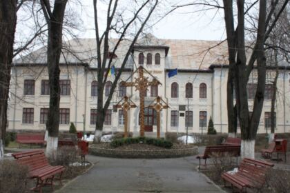Simpozion interliceal la Seminarul „Sf. Ap. Andrei“ din Galaţi – fotografia 1