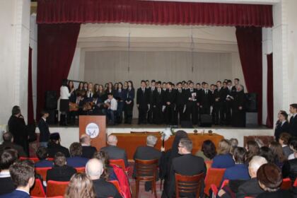 Sărbătoarea patronilor spirituali ai Colegiului Naţional „Vasile Alecsandri“ din Galaţi – fotografia 2