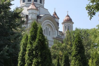Lansarea proiectului „Alege Şcoala!”, etapa a IV-a, în Arhiepiscopia Dunării de Jos – fotografia 1
