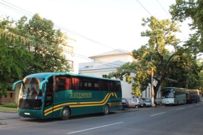 Sărbătoarea Preasfintei Treimi în pădurea Buciumenilor – fotografia 2
