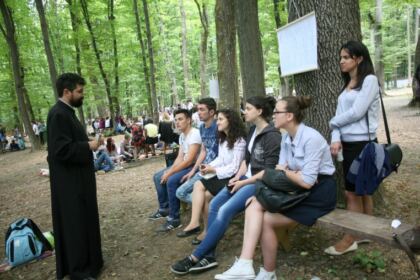 Sărbătoarea Preasfintei Treimi în pădurea Buciumenilor – fotografia 64