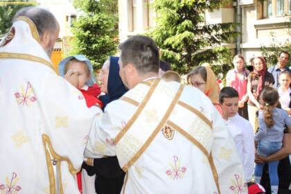 Duminica Părinţilor şi a Copiilor la Aşezământul Social-Filantropic „Sfântul Vasile cel Mare“ din Galaţi – fotografia 24