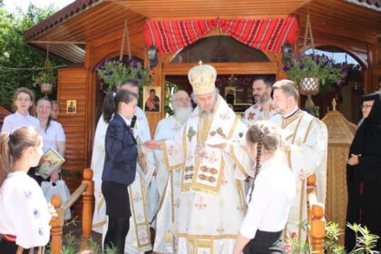 Duminica Părinţilor şi a Copiilor la Aşezământul Social-Filantropic „Sfântul Vasile cel Mare“ din Galaţi – fotografia 28