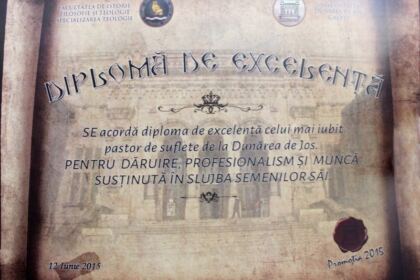 Cursul festiv al studenţilor şi masteranzilor teologi de la Departamentul Teologic al Facultăţii de Istorie, Filozofie şi Teologie din Galaţi – fotografia 14