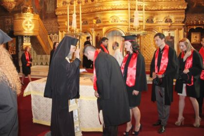 Te-Deum de mulţumire pentru absolvenţii Facultăţii de Medicină şi Farmacie din Galaţi – fotografia 9
