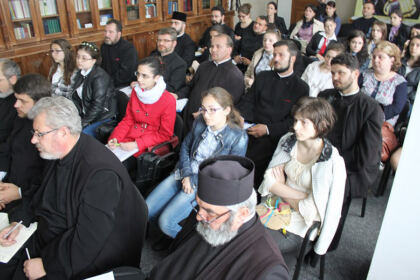 Întrunire consultativă pentru pelerinajul tinerilor liceeni la Mănăstirea Buciumeni – fotografia 7