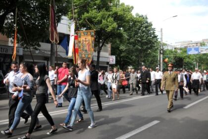 Praznicul Înălţării Domnului şi Ziua Eroilor în Arhiepiscopia Dunării de Jos – fotografia 6