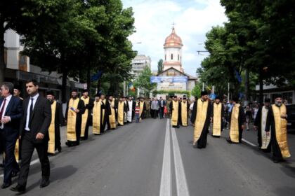 Praznicul Înălţării Domnului şi Ziua Eroilor în Arhiepiscopia Dunării de Jos – fotografia 7