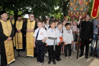 Praznicul Înălţării Domnului şi Ziua Eroilor în Arhiepiscopia Dunării de Jos – fotografia 37