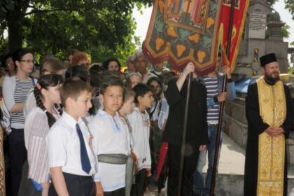 Praznicul Înălţării Domnului şi Ziua Eroilor în Arhiepiscopia Dunării de Jos – fotografia 40