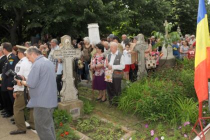 Praznicul Înălţării Domnului şi Ziua Eroilor în Arhiepiscopia Dunării de Jos – fotografia 43