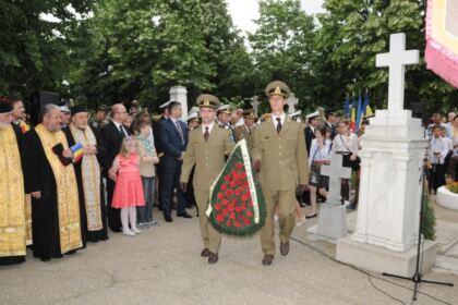 Praznicul Înălţării Domnului şi Ziua Eroilor în Arhiepiscopia Dunării de Jos – fotografia 53