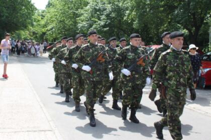 Praznicul Înălţării Domnului şi Ziua Eroilor în Arhiepiscopia Dunării de Jos – fotografia 6