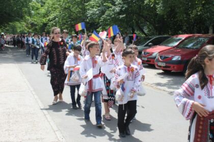 Praznicul Înălţării Domnului şi Ziua Eroilor în Arhiepiscopia Dunării de Jos – fotografia 8