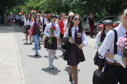 Praznicul Înălţării Domnului şi Ziua Eroilor în Arhiepiscopia Dunării de Jos – fotografia 11