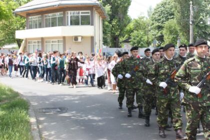 Praznicul Înălţării Domnului şi Ziua Eroilor în Arhiepiscopia Dunării de Jos – fotografia 15