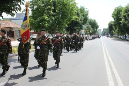 Praznicul Înălţării Domnului şi Ziua Eroilor în Arhiepiscopia Dunării de Jos – fotografia 31