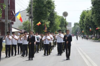 Praznicul Înălţării Domnului şi Ziua Eroilor în Arhiepiscopia Dunării de Jos – fotografia 32