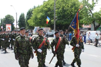 Praznicul Înălţării Domnului şi Ziua Eroilor în Arhiepiscopia Dunării de Jos – fotografia 35