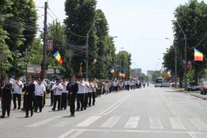 Praznicul Înălţării Domnului şi Ziua Eroilor în Arhiepiscopia Dunării de Jos – fotografia 36