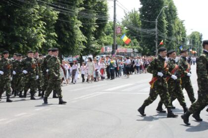 Praznicul Înălţării Domnului şi Ziua Eroilor în Arhiepiscopia Dunării de Jos – fotografia 41