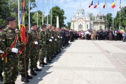 Praznicul Înălţării Domnului şi Ziua Eroilor în Arhiepiscopia Dunării de Jos – fotografia 65