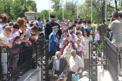 Praznicul Înălţării Domnului şi Ziua Eroilor în Arhiepiscopia Dunării de Jos – fotografia 76