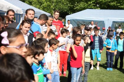 Concurs de şah la parohia „Sf. Mina, Victor şi Vichentie“ din Galaţi – fotografia 3