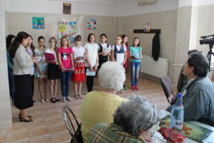 Program socio-cultural pentru vârstnici la Centrul multifuncţional de servicii sociale „Speranţe pentru vârsta a III-a“ – fotografia 10