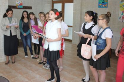 Program socio-cultural pentru vârstnici la Centrul multifuncţional de servicii sociale „Speranţe pentru vârsta a III-a“ – fotografia 12