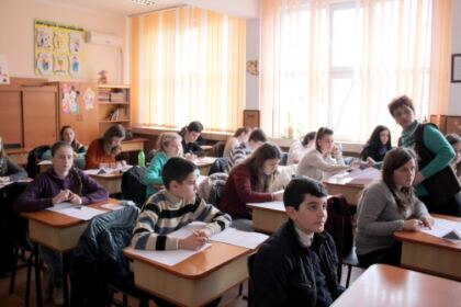 Faza judeţeană a Olimpiadei de Religie în Arhiepiscopia Dunării de Jos – fotografia 14