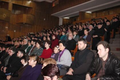 Întrunirea filialei Brăila a Asociaţiei „Părinţi pentru Ora de Religie“ – fotografia 7