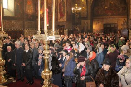 Programe social-filantropice la Duminica Sfintei Cruci – fotografia 14