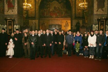 Întâlnire cu elevii merituoşi din Arhiepiscopia Dunării de Jos – fotografia 2