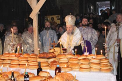 Hramul parohiei „Buna Vestire“ din Galaţi – fotografia 13