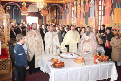 Sfântul Ierarh Nectarie, cinstit în Arhiepiscopia Dunării de Jos – fotografia 3