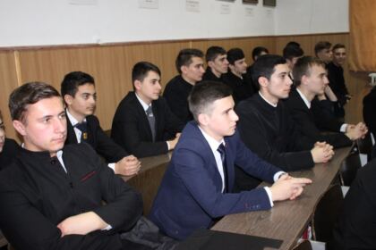 Simpozion Ştiinţific Interseminarial la Galaţi – fotografia 23