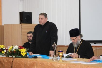 Simpozion Ştiinţific Interseminarial la Galaţi – fotografia 27
