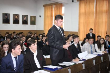 Simpozion Ştiinţific Interseminarial la Galaţi – fotografia 35