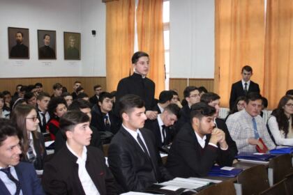 Simpozion Ştiinţific Interseminarial la Galaţi – fotografia 38