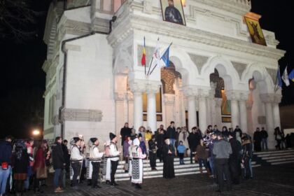 Pelerinajul luminii – Lumina Sfântului Apostol Andrei – fotografia 1
