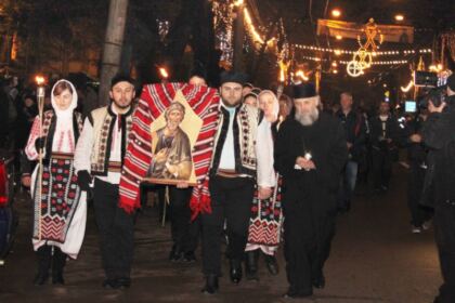 Pelerinajul luminii – Lumina Sfântului Apostol Andrei – fotografia 8