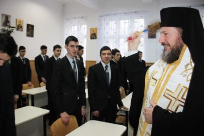 Sfântul Apostol Andrei cinstit de seminariştii gălăţeni – fotografia 35