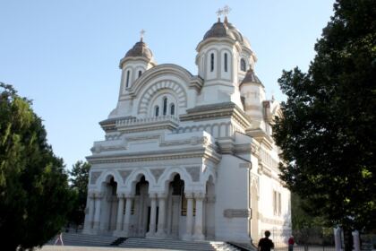Concursul Naţional de Muzică Bisericească „Lăudaţi pe Domnul“ la Galaţi – fotografia 1