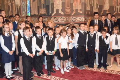 Deschiderea noului an şcolar la Seminarul Teologic „Sfântul Apostol Andrei“ din Galaţi – fotografia 8