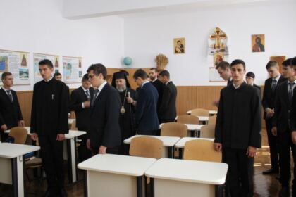 Deschiderea noului an şcolar la Seminarul Teologic „Sfântul Apostol Andrei“ din Galaţi – fotografia 24