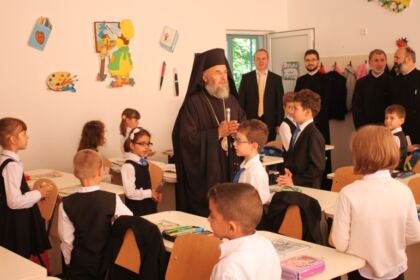 Deschiderea noului an şcolar la Seminarul Teologic „Sfântul Apostol Andrei“ din Galaţi – fotografia 37